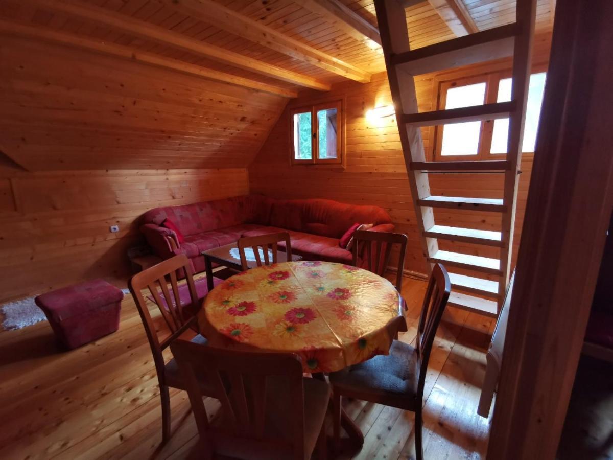 Apartman Bugar Mitrovac Zewnętrze zdjęcie