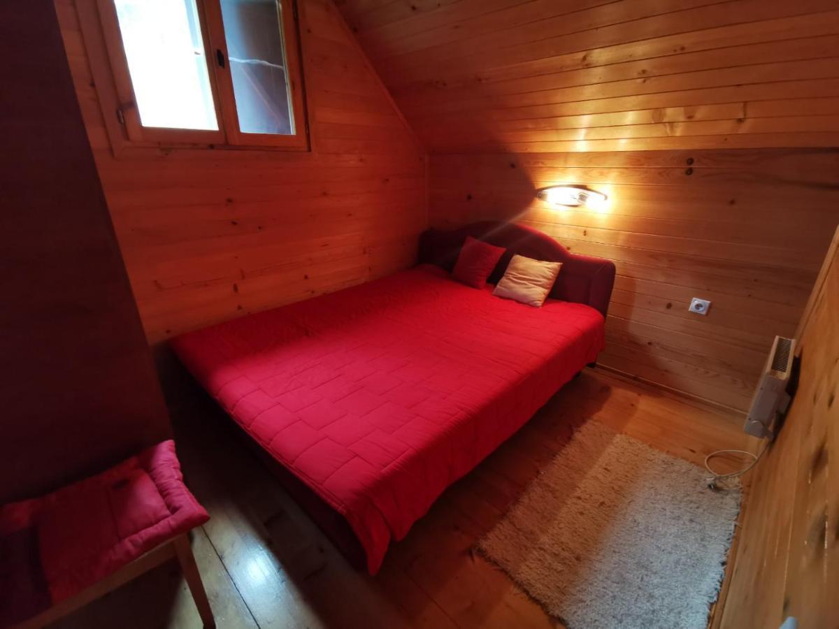 Apartman Bugar Mitrovac Zewnętrze zdjęcie